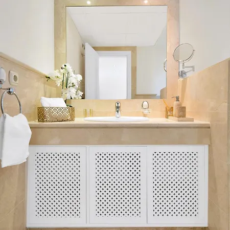 Penthouse Sea Views In Golden Mile, Puente Area Μαρμπέλλα