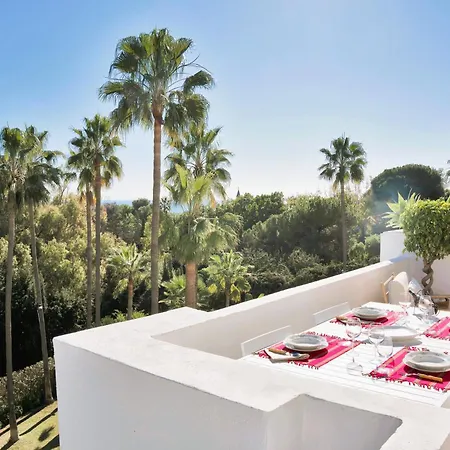 Exclusive Duplex Penthouse Sea Views In Golden Mile Marbella