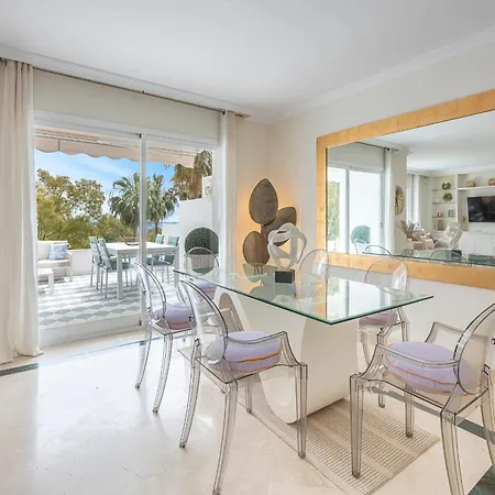 Penthouse Sea Views In Golden Mile, Puente Area