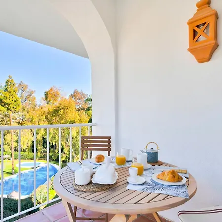 Penthouse Sea Views In Golden Mile, Puente Area *