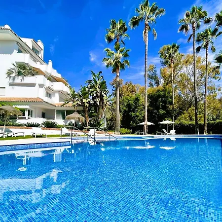 Lägenhet Penthouse Sea Views In Golden Mile, Puente Area