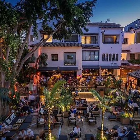 Penthouse Sea Views In Golden Mile, Puente Area *