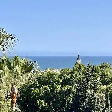 Luxury Penthouse With Sea Views In Golden Mile, Puente Area Apartment *