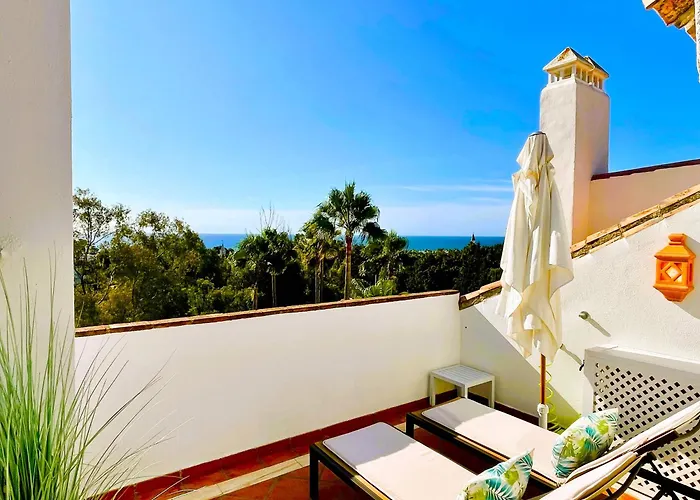 Penthouse Sea Views In Golden Mile, Puente Area * Marbella